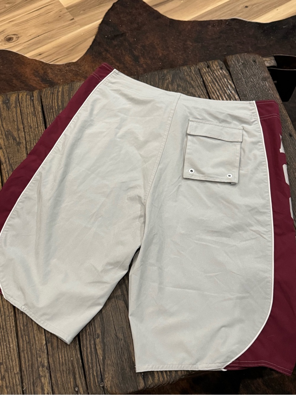 Texas A&M Aggies Men's Gray & Maroon Swim Trunks Board Shorts Size 34 Bumrunners - Picture 7 of 7